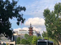 -龙华寺
