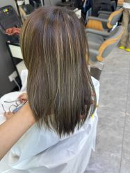 -藤野造型烫发染发