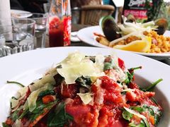 -Bully Hayes Restaurant & Bar