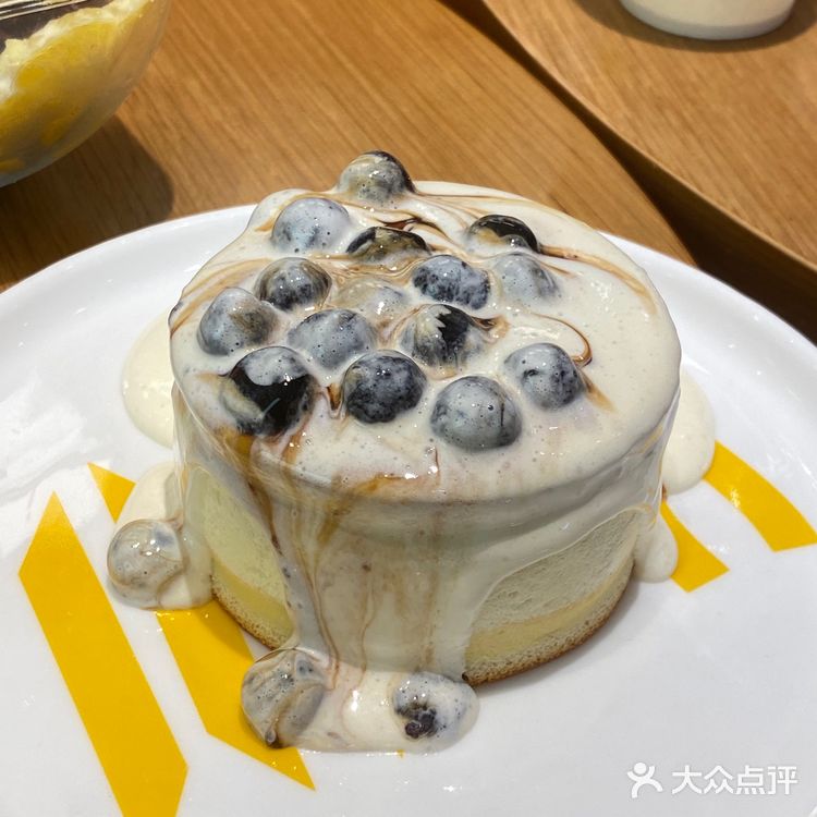 每次来都是必点的，一定要趁热吃，拉丝拉的超长