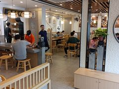 -佬钱湾仔(衣裳街店)