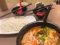 -灵芝妹子海鲜米线(瓦房店新玛特店)