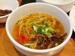 -黔蘑菇四季餐厅(观山湖店)