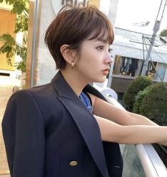 -东秀护肤造型