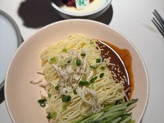 鸡丝凉面-麻六记(新天地店)