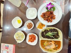 -贵宾庄炸酱面·韩式料理(高区店)
