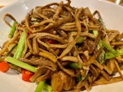 -江渔儿酸菜鱼(东二环泰禾店)