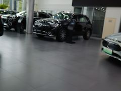 -天津波士信达奔驰4S店(卫津南路店)