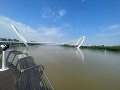 -南京眼步行桥