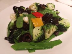 橄榄油炒田园时蔬-大树餐厅(益田假日店)