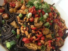 -八府香鸭·啫啫煲(华山路店)