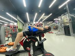 -享受健身·美体塑形馆