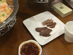 -三湘四水湖南特色餐厅(颐景公寓店)
