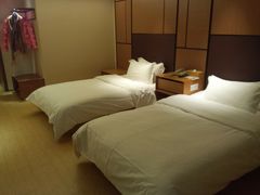 -全季酒店(上海徐家汇肇嘉浜路店)