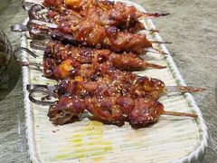 镶坑肉-乡村馕坑肉·烧烤·新疆菜·本地人更爱吃(阿勒泰首店)