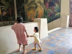 -泉城欧乐堡戏水湾艺术养生温泉