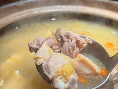 -邹开喜·小海鲜醉鸡煲·潮汕鲜切牛肉店(襄阳北路店)