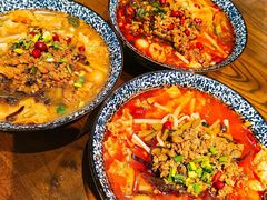 -粉家柳州螺蛳粉(杨宅路店)