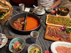-热火朝天鲜切牛肉火锅(南强街巷店)