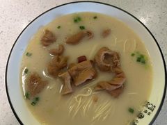 -阿达师傅鱼汤面