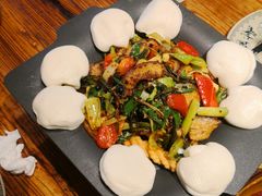 回锅肉-呱呱叫民俗风味主题餐厅(沣峪口店)