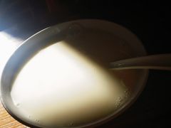 -云南大锅豆浆店