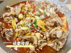 -昱龙大盆牛蛙馆(三兴街总店)