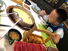 -洪氏嗨捞·猪肚鸡火锅(阳光天地店)