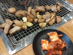 -肉甲韩国木炭烤肉(新壹街1店)