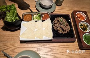 Angus Stone Plate Grilled Beef
