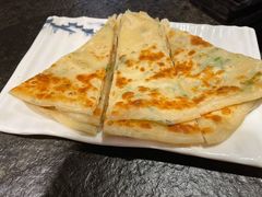 葱花饼-靠山屯东北农家菜(八龙桥雅苑店)