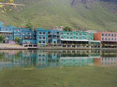 -百里峡七彩艺术小镇