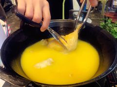 -鲜入围煮花胶鸡海鲜火锅