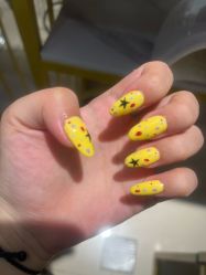 -丽心自助美甲美睫