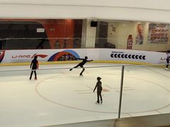 -全明星滑冰俱乐部(万象城店)