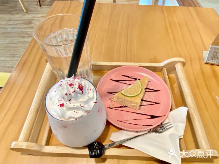 猫小主咖啡·猫咖cat cafe(福田店)风味手工重芝士蛋糕图片