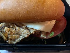 -The Habit Burger Grill 哈比特汉堡(复兴soho店)