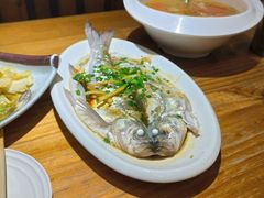 -小镇大厨私房餐厅