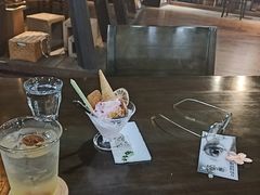 -良友书坊(安徽路店)