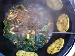 -曹丞相·地锅鸡·地锅鱼(武林店)