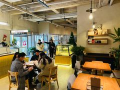-三勾JJJ Burger&Coffee(梅溪湖店)