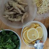 DIY自制柠檬麻辣凤爪。