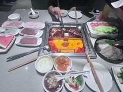 -海底捞火锅(新松江路店)
