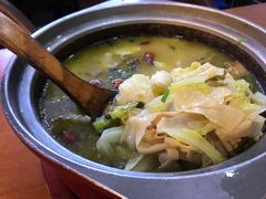 -周鱼小馆石锅酸菜鱼(活力汇店)