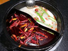 -两三事小郡肝串串香火锅(桂庙店)