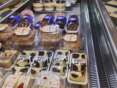 -85度C(生甜甜圈研究工坊·上海松江人民北路店)