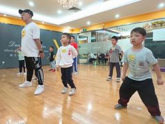 -港龙舞蹈·成人少儿舞蹈培训(深圳湾校区)