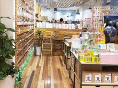 -猫的天空之城概念书店(印象城购物中心店)