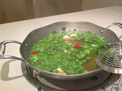 -左庭右院鲜牛肉火锅(金山万达店)