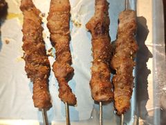 苏尼特羊肉大串-三个大叔烤羊肉串·炭炉砂锅菜(西三旗店)